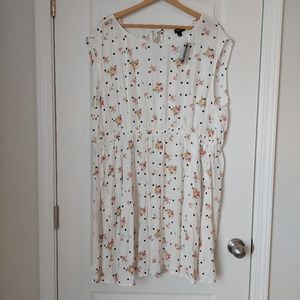 Torrid White Floral Tunic Top